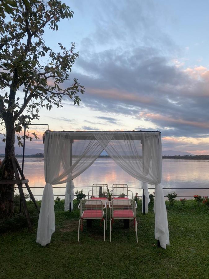 The Riviera Champasak Hotell Eksteriør bilde