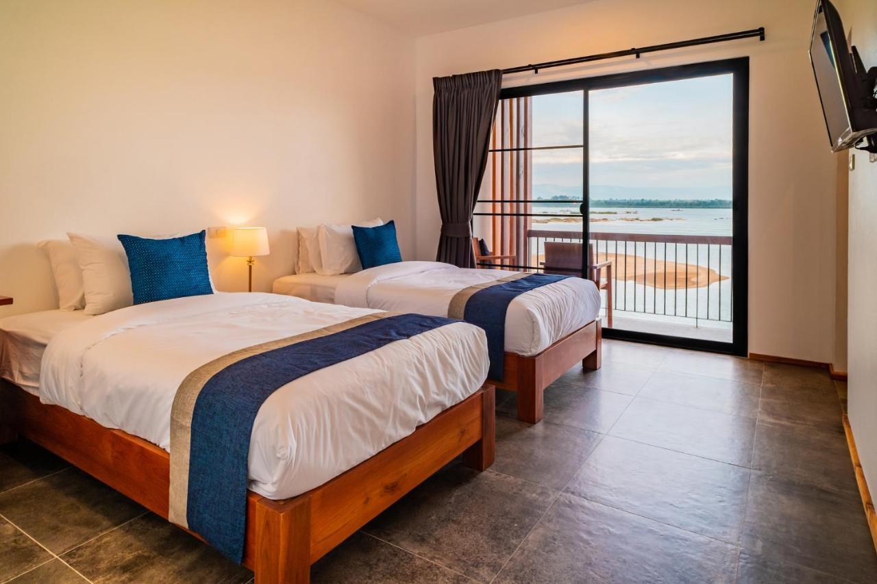 The Riviera Champasak Hotell Eksteriør bilde