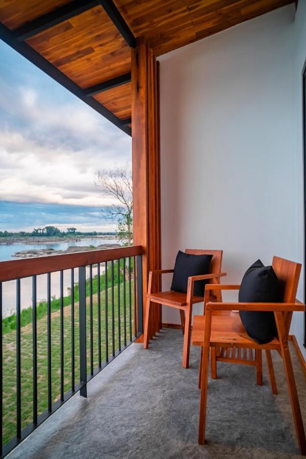 The Riviera Champasak Hotell Eksteriør bilde