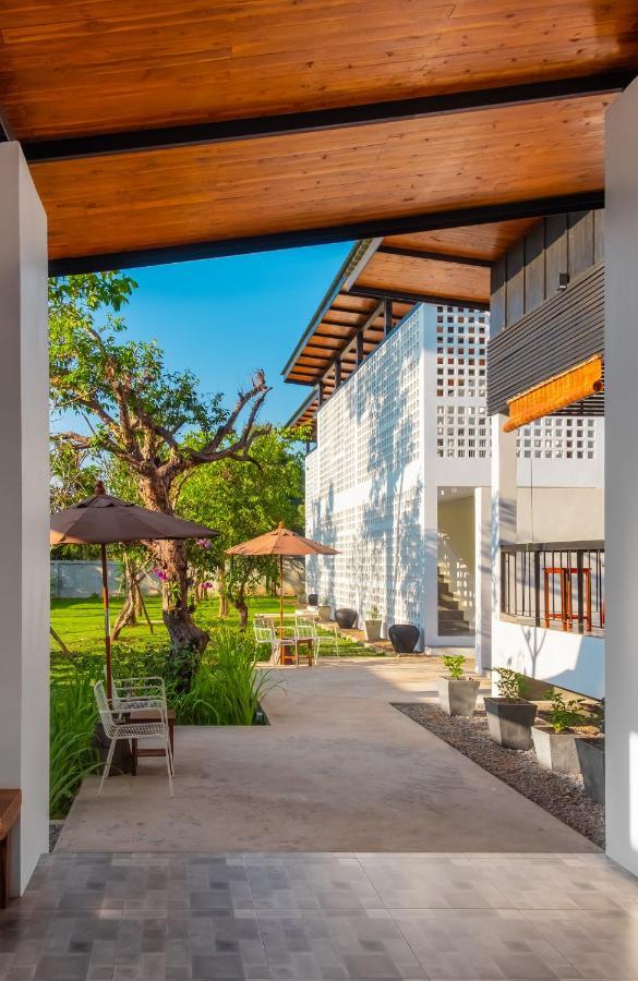 The Riviera Champasak Hotell Eksteriør bilde